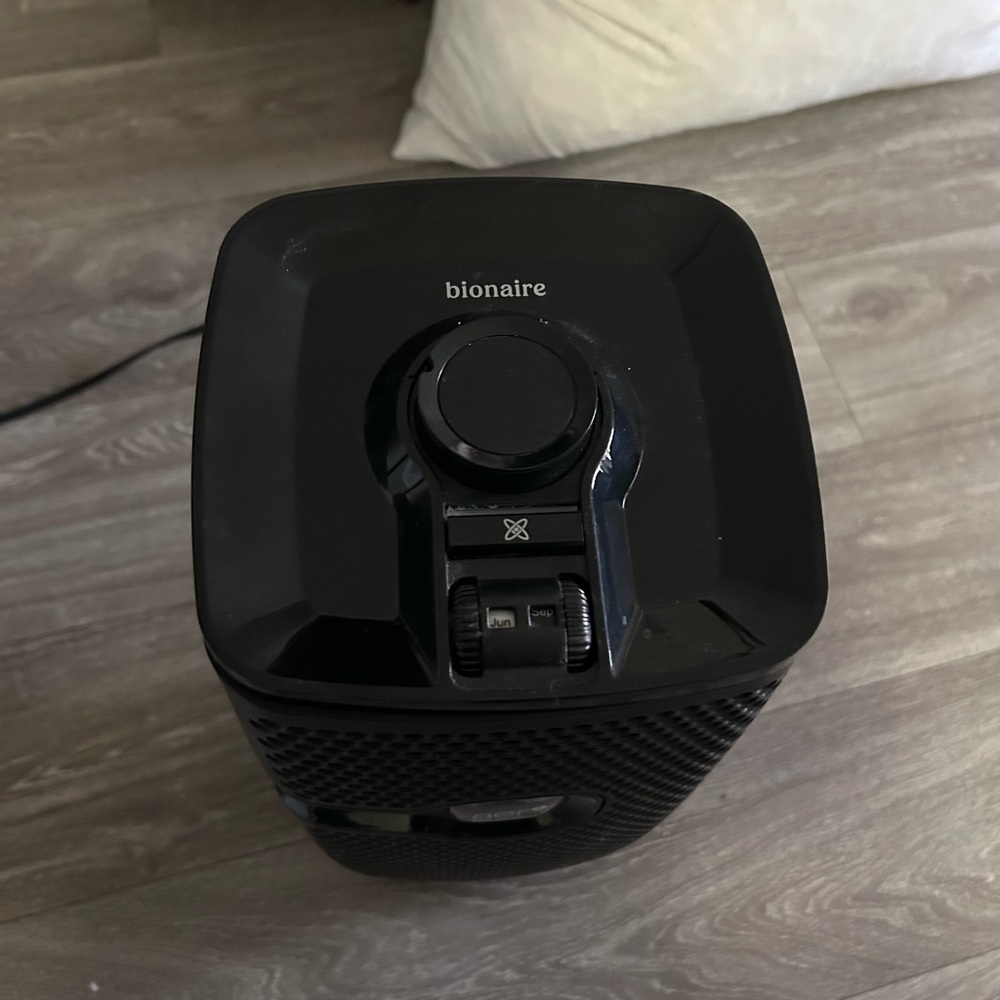 Bionair air purifier - Picture 3 of 3